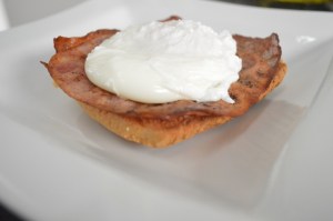 montagem ovo benedict (640x426)